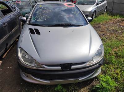 2000 Peugeot 206 CC 2.0 benzin, manuális - balkormányos jármű ÉRKEZETT bontási céllal! 