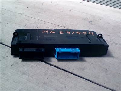 BMW 3 (E90, E91) 2005.03.01-2008.08.31 Komfort elektronika