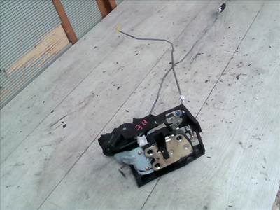 KIA RIO 2000.04-2005.06 Jobb hátsó ajtó zárszerkezet központi záras