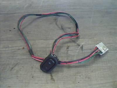 MAZDA 323 -94 Jobb első ablakemelő kapcsoló
