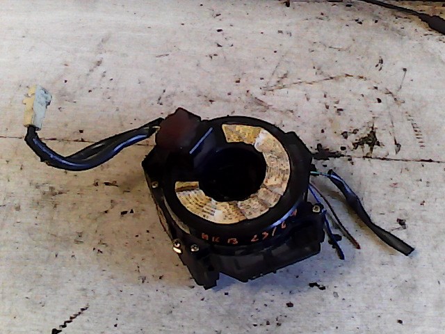 MITSUBISHI COLT 96-98 Légzsák átvezető szalagkábel 1. kép