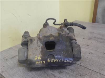 MITSUBISHI L200 Jobb első féknyereg munkahengerrel