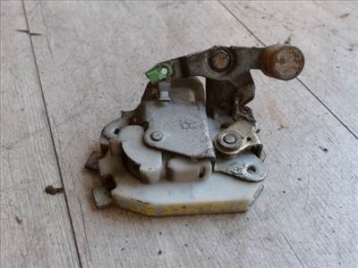 MITSUBISHI L400 Jobb tolóajtó zárszerkezet