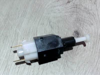OPEL ASTRA F 94-02 Féklámpa pedál kapcsoló