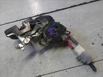 TOYOTA CARINA E 92.04-97.07 Jobb hátsó ajtó zárszerkezet központi záras