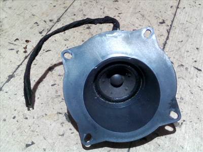 VOLVO V40 Hangszóró 