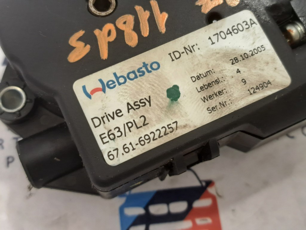 BMW E81 E82 E87 E90 E92 E63 tetõablak schiebedach tolótetõ motor 2. kép