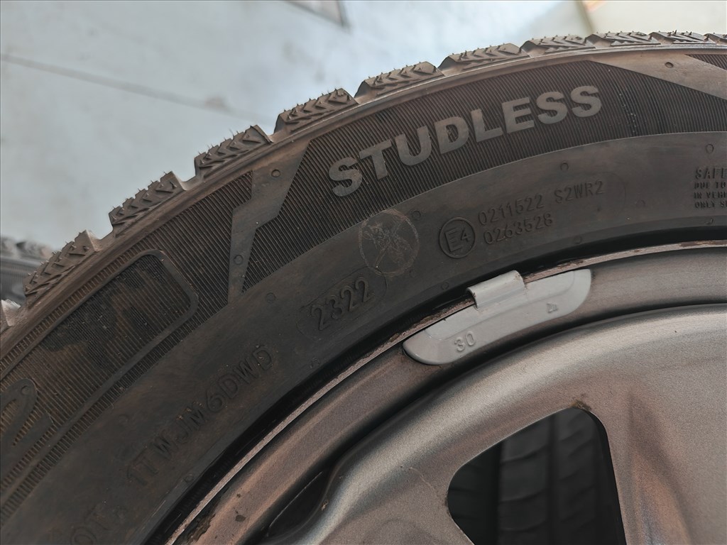 16" 5x112 VW lemezfelni szett ÚJ TÉLIGUMIKKAL! 3. kép