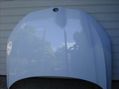 Skoda Octavia IV Motorháztető 5E3823155 2020-tól