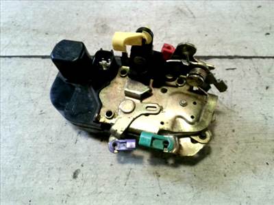 CHRYSLER 300 Jobb első ajtó zárszerkezet központizáras