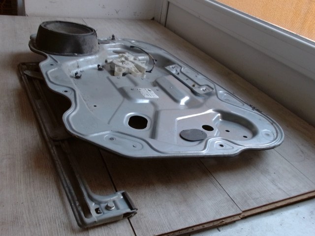 FORD C-MAX 03.06-07.03 Jobb első ablakemelő szerkezet elektromos 1. kép