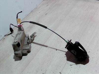 FORD MONDEO 96-00 Jobb hátsó ajtó zárszerkezet mechanikus