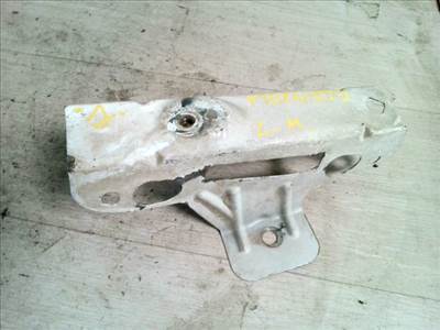 OPEL VIVARO 01-06 Jobb hátsó lökhárító tartó