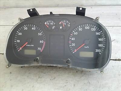 SEAT Arosa 97.04-00.08 Kilométeróra