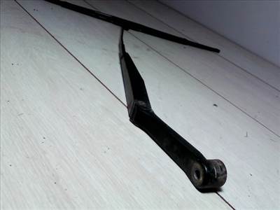 SUZUKI SWIFT 89-96 Ablaktörlő kar bal első