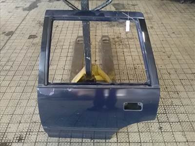 SUZUKI SWIFT 96-05 Bal hátsó ajtó.