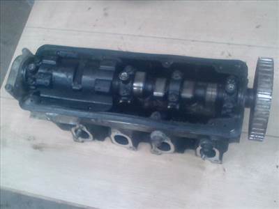 TRABANT 1,1 Hengerfej. benzines