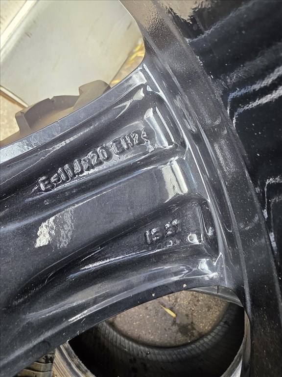  5x120 lyukosztású 10J és 11J 20" újszerű (gyári felni) alufelni 2 széles!! 6. kép