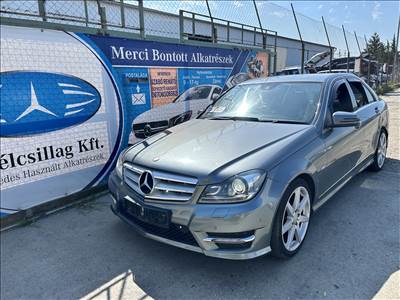 Mercedes C 200 CDI OM651 (W204) bontott alkatrészei