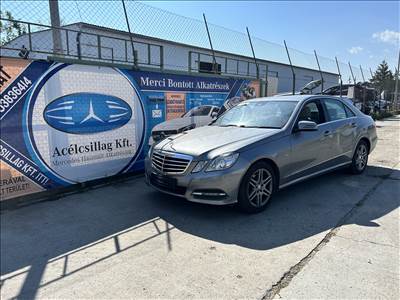 Mercedes E 220 CDi OM651924 (W212) bontott alkatrészei