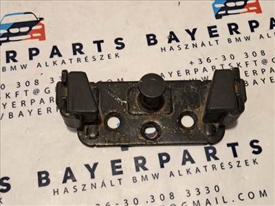 BMW E81 E82 E87 E90 E92 csomagtér csomagtartó zár ütköző fül