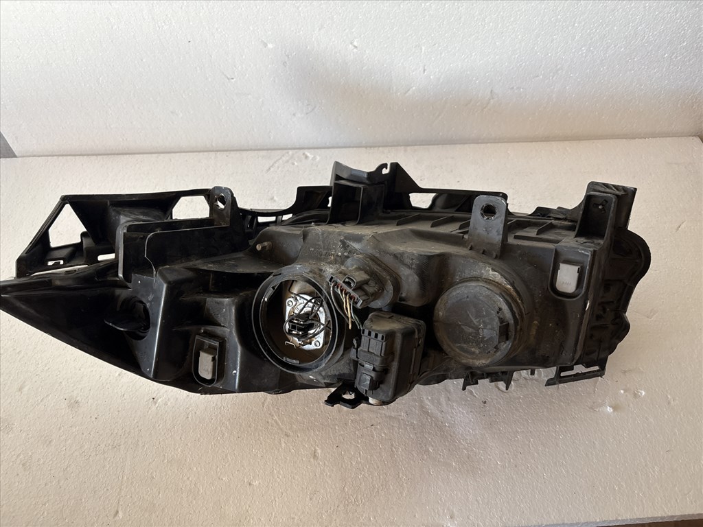 12266 Renault Megane II. 2002-2009 Jobb első Lámpa Fényszóró 89307000 3. kép