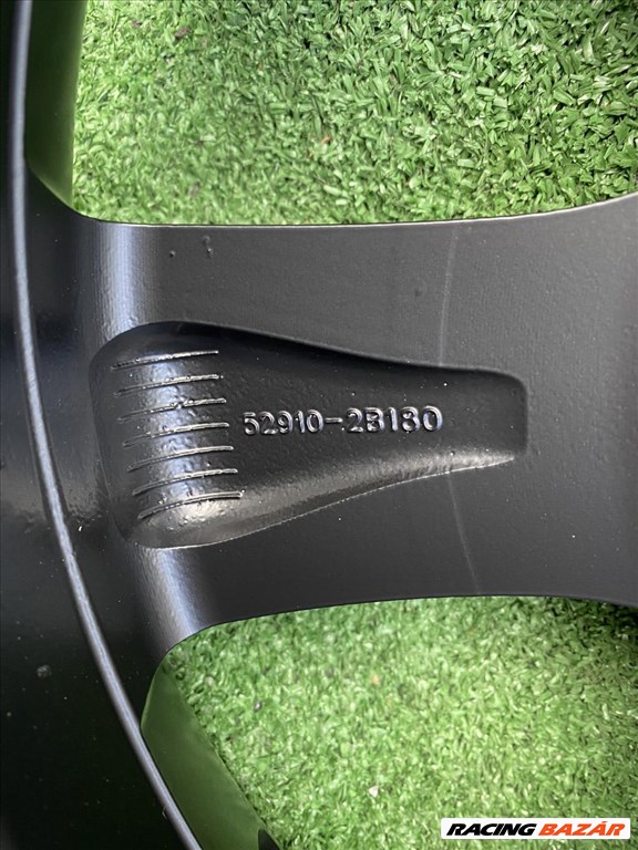 R18 5x114,3  Original Hyundai Santa Fe 7J  ET41 Black Matte gyári alufelnik felnik 5. kép