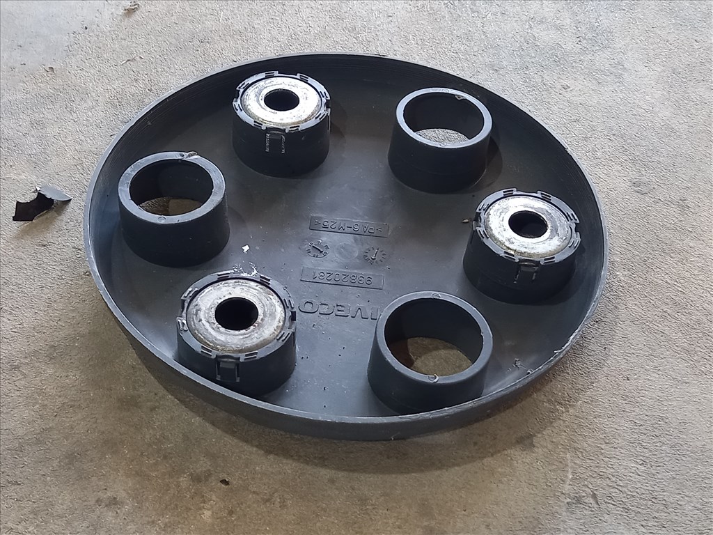 Iveco DAILY 06- 16 col colos kerékre első dísztárcsa dísz tárcsa 8050 94114269 6. kép