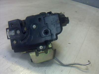 AUDI A6 97-04 Jobb hátsó ajtó zárszerkezet központi záras