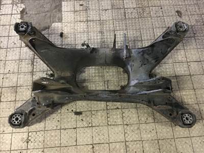 AUDI A8 94.06-02.12 Hátsó bölcső 