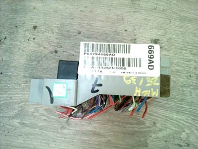 CHRYSLER PT CRUISER 99-06 Biztosítéktábla BCM BSI BSM SAM GEM modul 