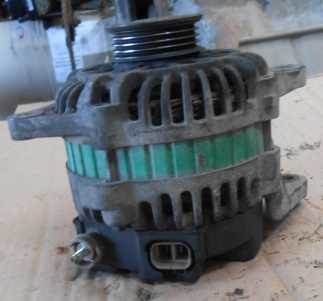 KIA SEPHIA Generátor.benzines