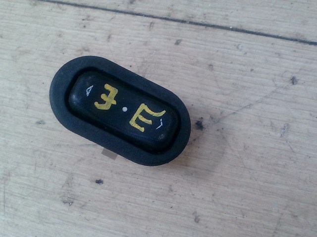 OPEL ASTRA G 97-04 Jobb első ablakemelő kapcsoló 1. kép