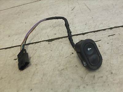 OPEL CORSA B 93-00 Bal első ablakemelő kapcsoló