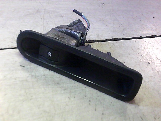 RENAULT SCENIC 03-06 Bal hátsó ablakemelő kapcsoló 1. kép