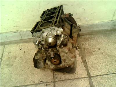 RENAULT TWINGO 93-98 Motor. benzin fűzött blokk hengerfej nélkül