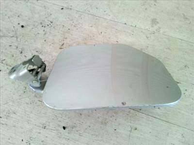 SUZUKI Celerio 2014.03.01- Tankajtó