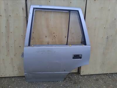 SUZUKI SWIFT 96-05 Bal hátsó ajtó.