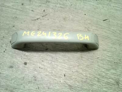 SUZUKI SWIFT 96-05 Bal hátsó kapaszkodó 