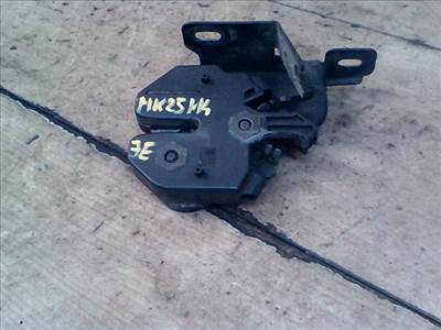 VOLVO S70 Jobb motorháztető zár