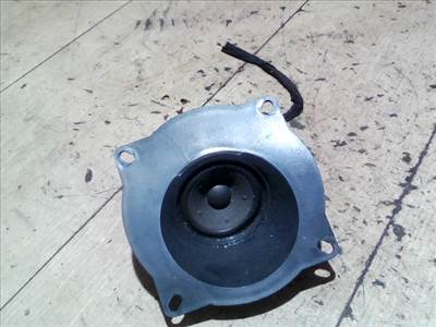 VOLVO V40 Hangszóró 