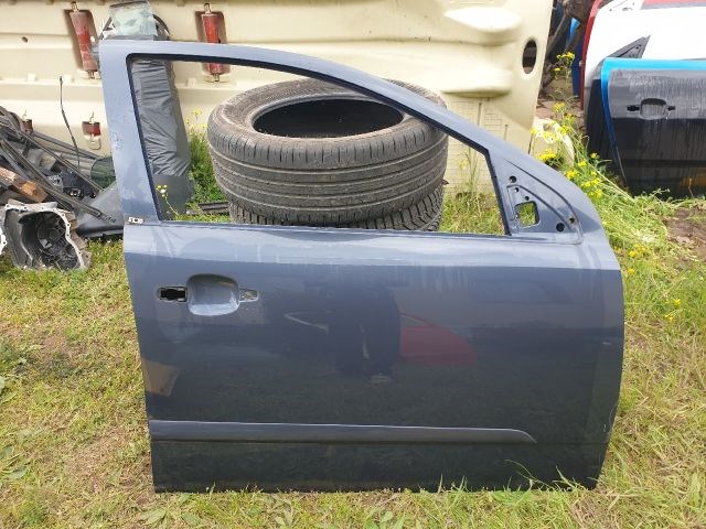 Opel Astra H KOMBI Jobb első ajtó  1. kép