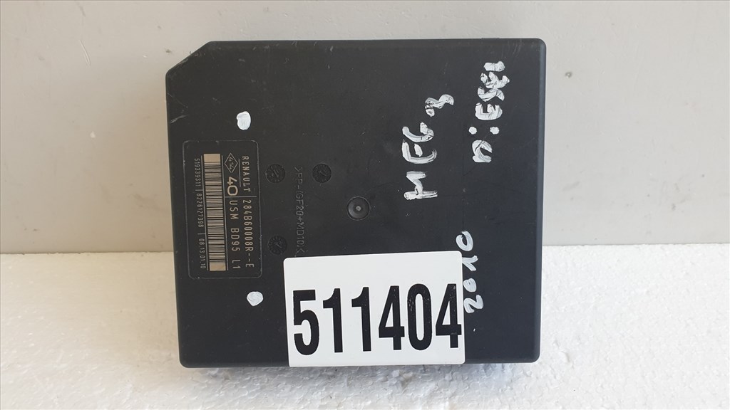 511404 Renault Megane 3, Biztosíték Tábla, 284B60008R-E, USM. 2. kép