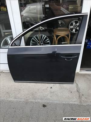 Volkswagen Passat B7 bal első ajtó ( javított)