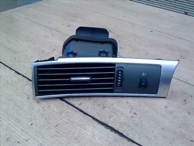 AUDI A6 2004.05 - 2008.09 Szellőző bal