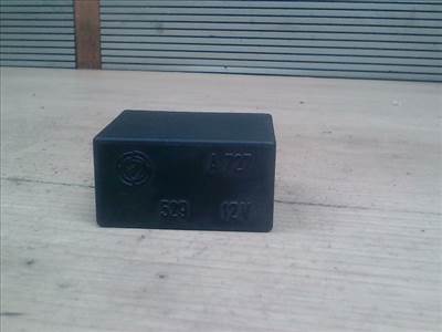 FIAT CINQUECENTO Relé