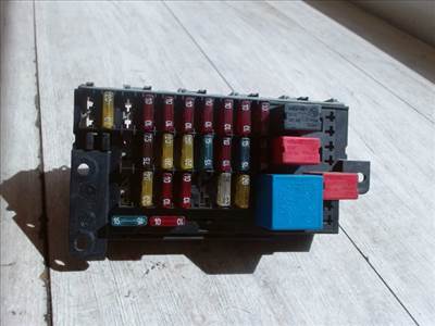 FIAT SEICENTO 98- Biztosítéktábla BCM BSI BSM SAM GEM modul 