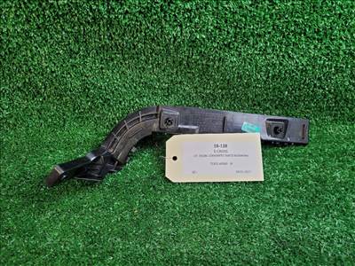 SUZUKI SX4 S-Cross II Jobb hátsó Oldal Lökhárító Tartó (Műanyag) 7183161M0 7183161m0r