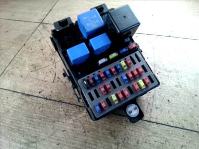 KIA PICANTO Biztosítéktábla BCM BSI BSM SAM GEM modul 