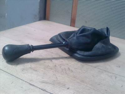 MAHINDRA S5 2007-2009 Váltószoknya